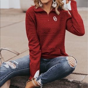 Oklahoma Sooner “About Town” Quilted Quarter Zip Pullover